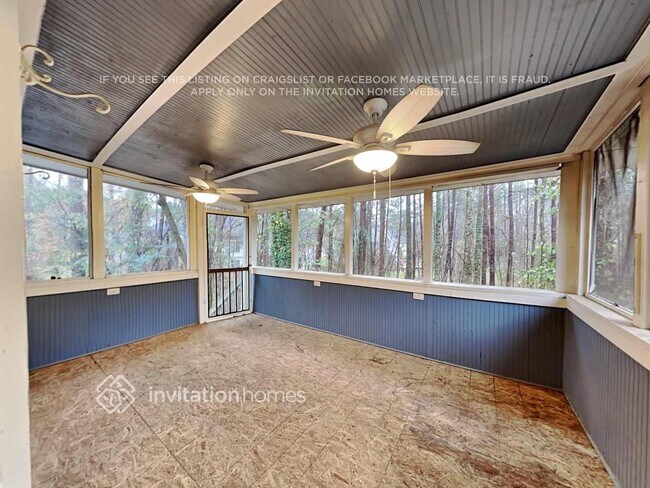 Building Photo - 1911 Ascot Terrace NW