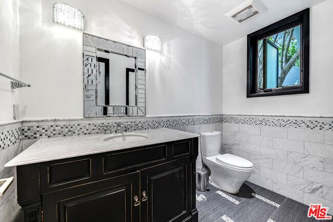 Building Photo - 1600 Benedict Canyon Drive