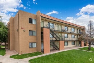 Building Photo - 4480 E Pikes Peak Ave