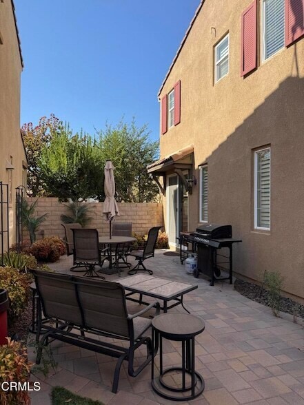 Building Photo - 2967 Palmera Ln