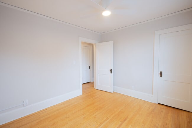 Building Photo - 1337 Randolph Ave