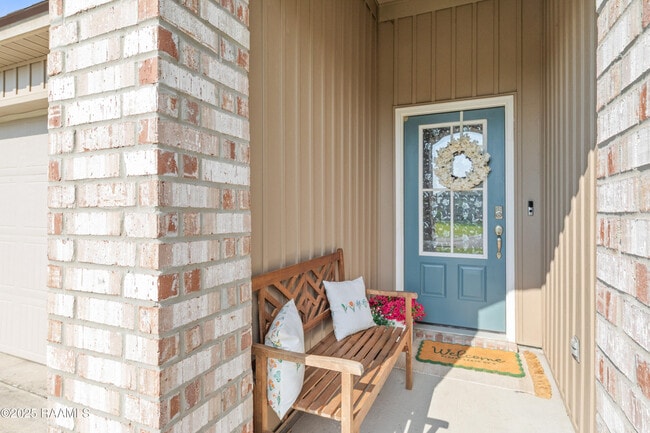 Building Photo - 205 Cane Run Ct