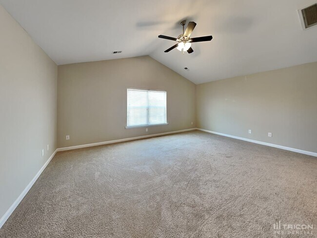 Building Photo - 502 Heathridge Lane Piedmont SC