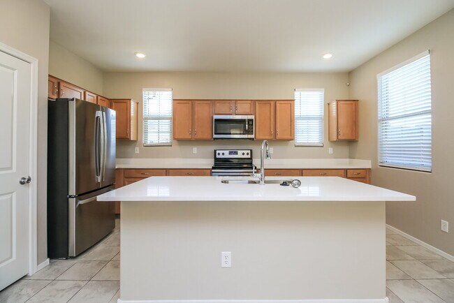 Building Photo - 6921 E Peralta Cir