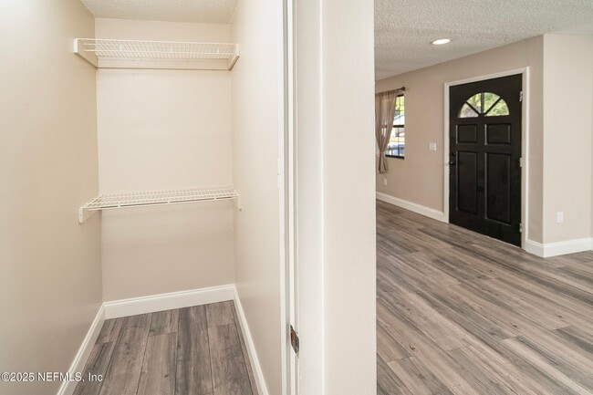 Building Photo - 1131 Butler Ave