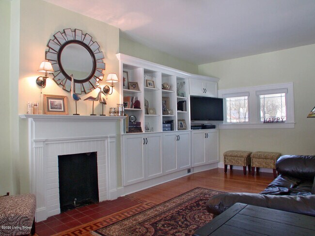 Building Photo - 2316 Carolina Ave