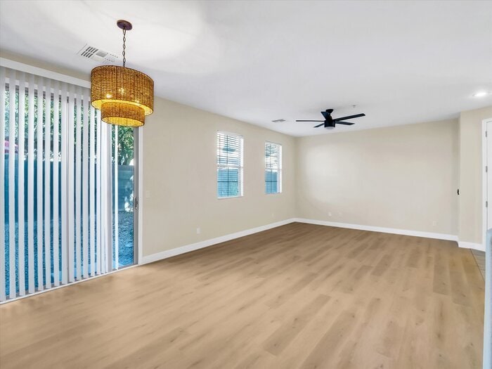 Building Photo - 1330 S Aaron