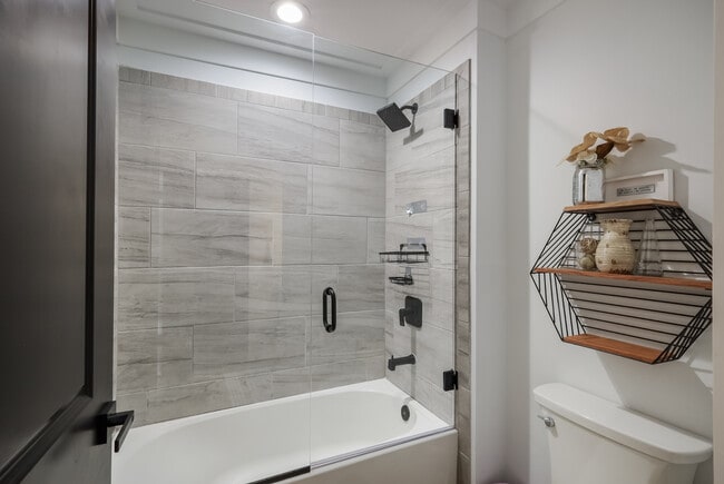 Shared bath for Bedrooms #1 & #2 - 3224 S East Ave