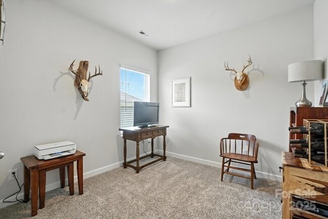 Building Photo - 3140 Seville St