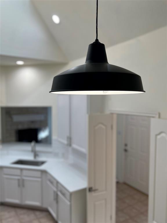 Building Photo - 10 Troon Dr