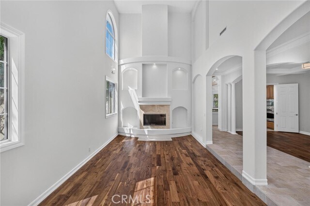 Building Photo - 717 Avenue A