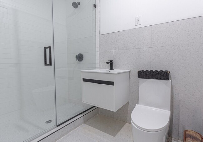 Building Photo - 1255 Decatur St