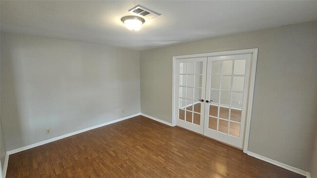 Building Photo - 7322 Ridge Oak Dr