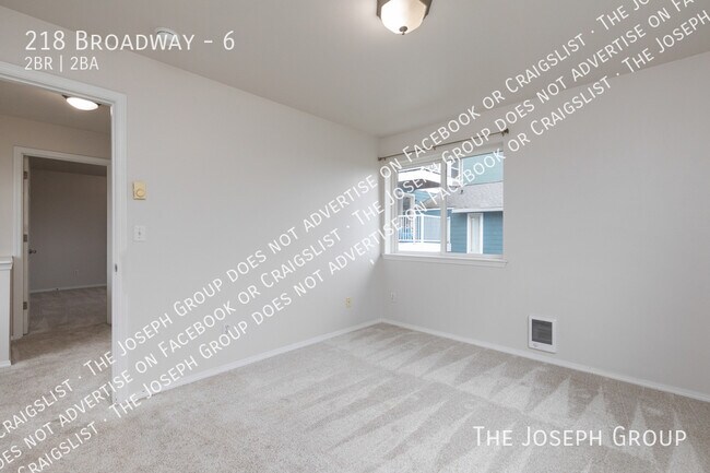 Building Photo - 218 Broadway-6