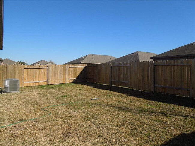 Building Photo - 10463 Red Cardinal Dr