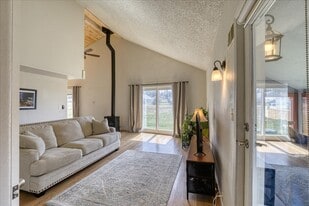 Building Photo - 43 Scratch Ct