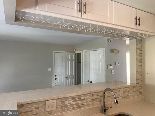 Building Photo - 11767 Carriage House Dr