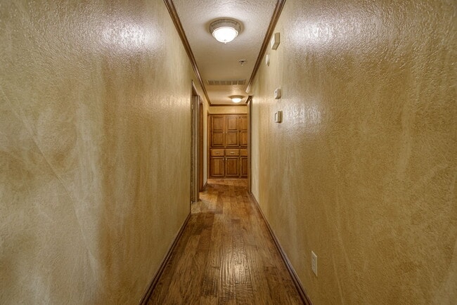 Building Photo - 1501 E Cedar Lane Rd