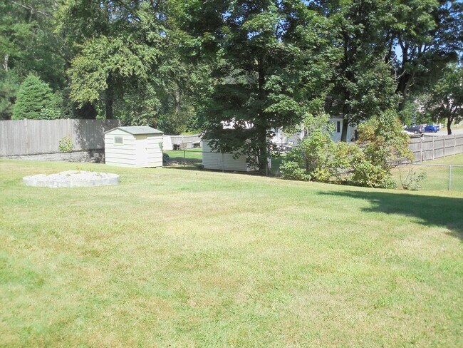 Building Photo - 1701 Trapelo Rd