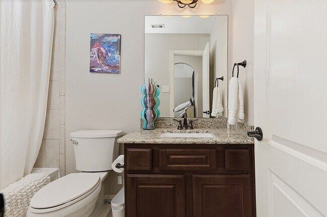 Building Photo - 47 Canoe Bend Dr