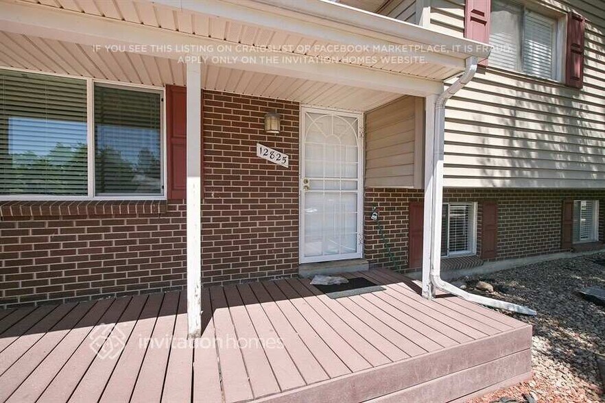 Building Photo - 12825 E Virginia Pl