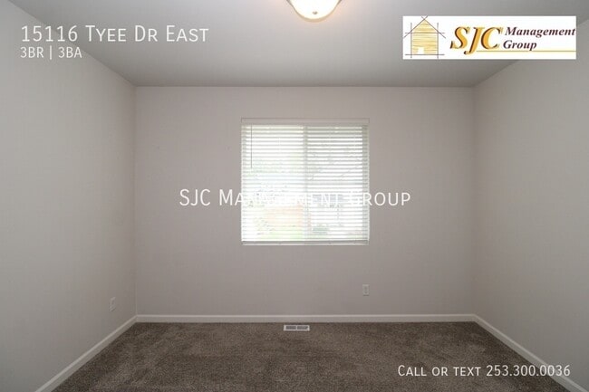 Building Photo - 15116 Tyee Dr E