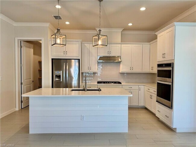 Building Photo - 14716 Kingfisher Lp