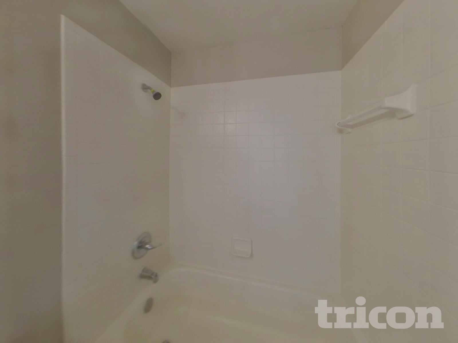 Building Photo - 13445 Beechberry Dr