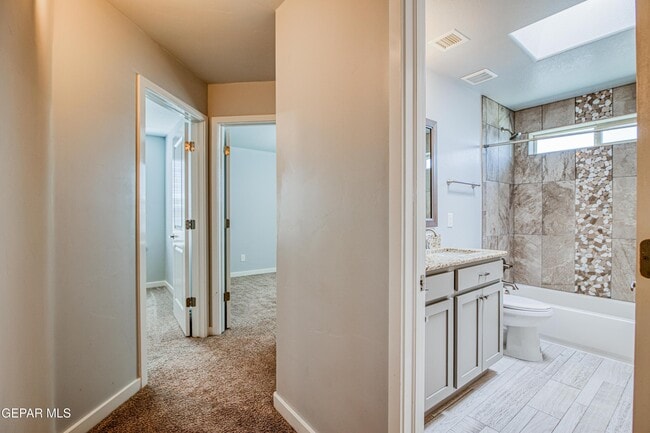 Building Photo - 14508 Dominic Azcarate Dr