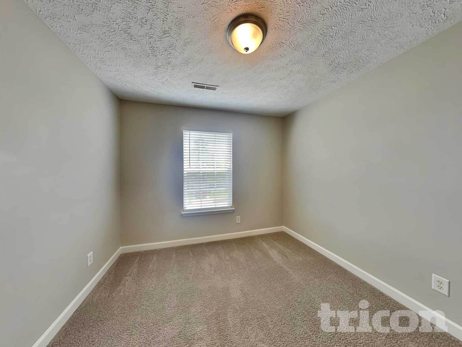 Building Photo - 649 Belgium Dr