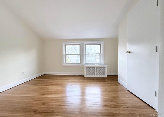Building Photo - 1306 Henry Ave