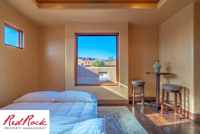 Building Photo - Incredible 4 Bedroom, 4 Bathroom FULLY FURNISHED Property in Entrada with a Private Pool!! 18 Mon...