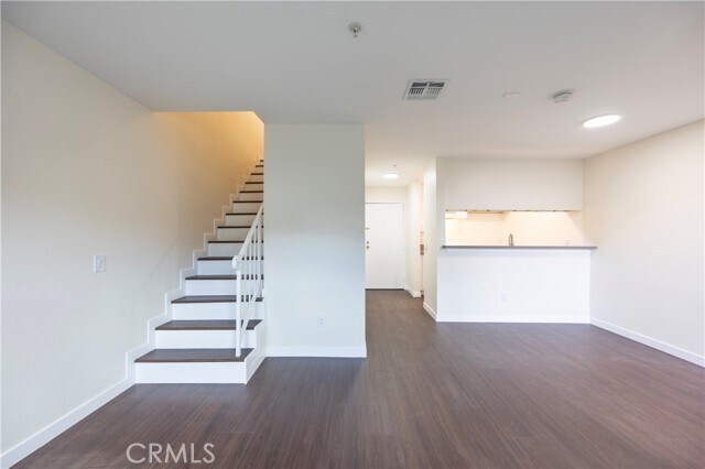 Building Photo - 321 S Occidental Blvd