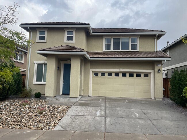 Building Photo - 3 Bedroom / 3 Bathroom in North Reno Near UNR