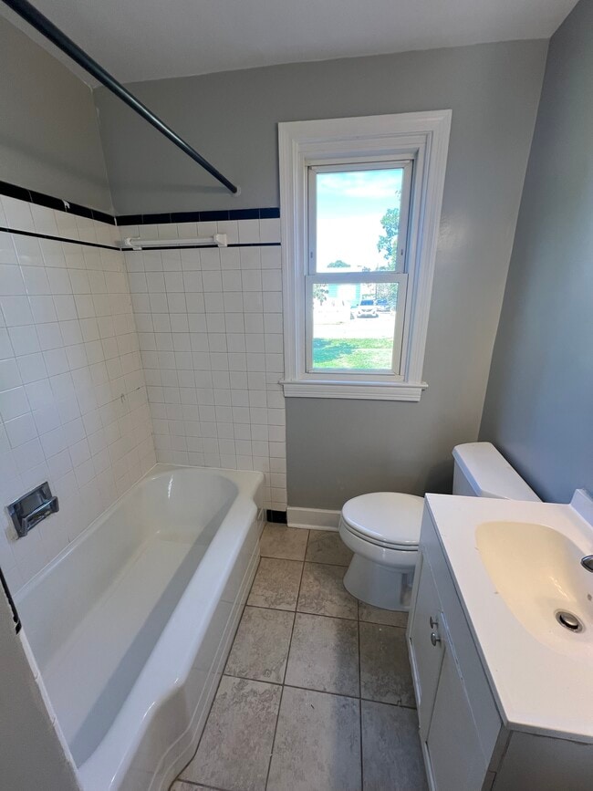 Building Photo - 3607 Harris Ave