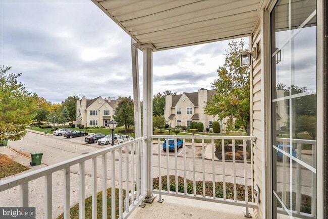 Building Photo - 5606 Riverfront Dr