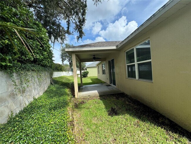 Building Photo - 33927 Emerald Pond Loop