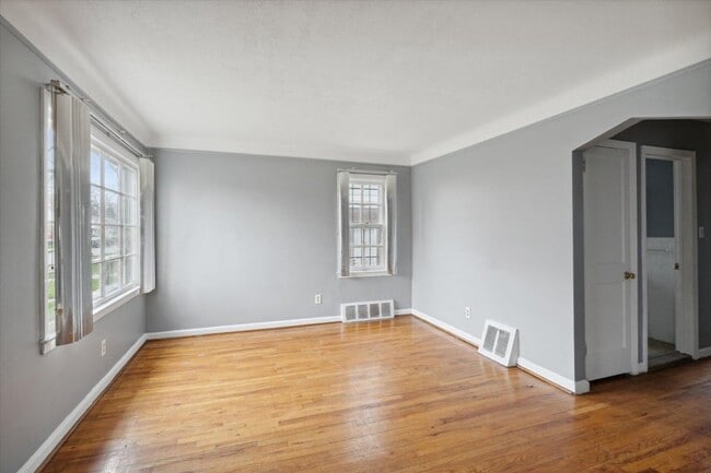 Building Photo - 19007 Kentfield St