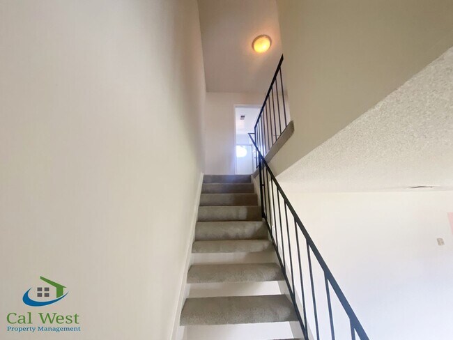 Building Photo - $3095-Updated Two Story Town Home in Bloss...