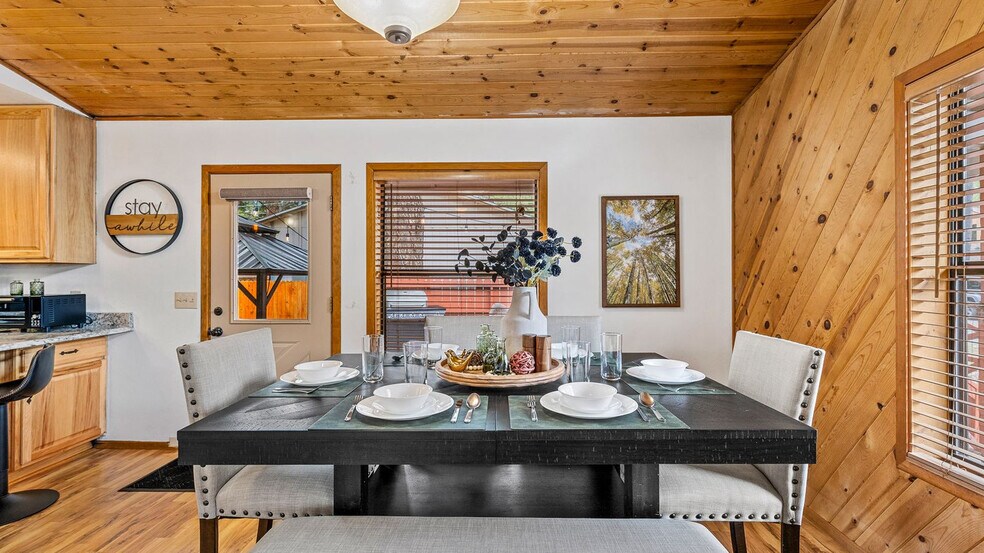 Building Photo - 210 Kiowa