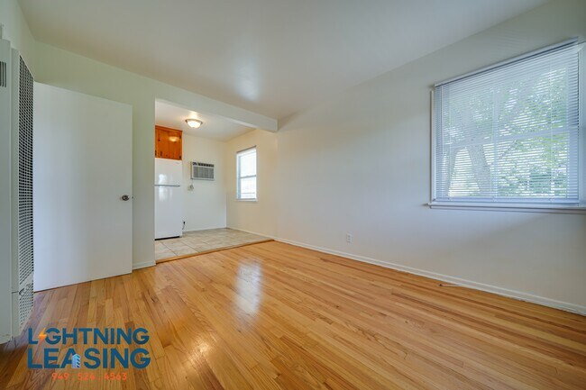 Building Photo - 6225 Craner Ave