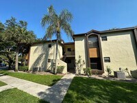 Building Photo - 4509 Carambola Cir S