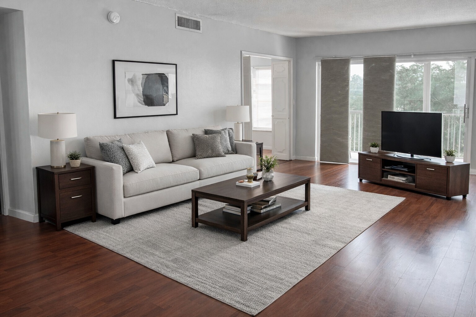 Building Photo - 3150 N Palm Aire Dr