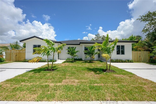 Building Photo - 10745 SW 217th St