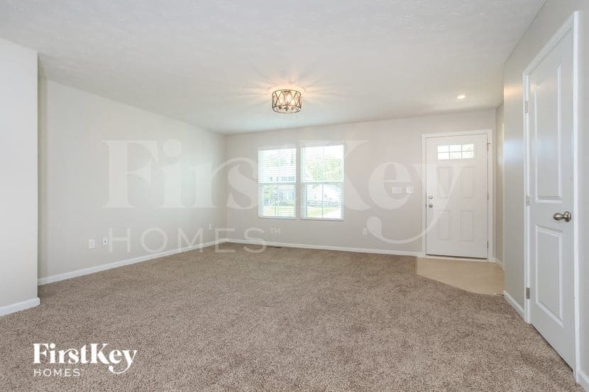 Building Photo - 1500 Winwood Dr