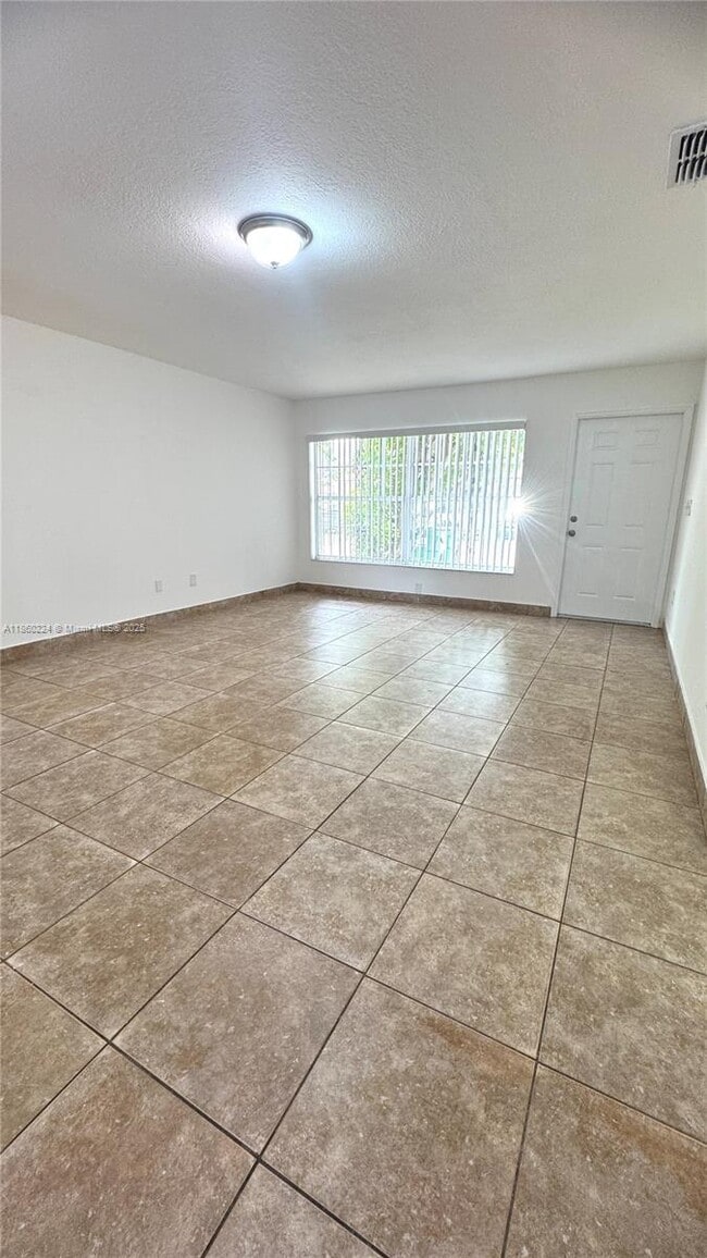 Building Photo - 4122 NW 181st Terrace