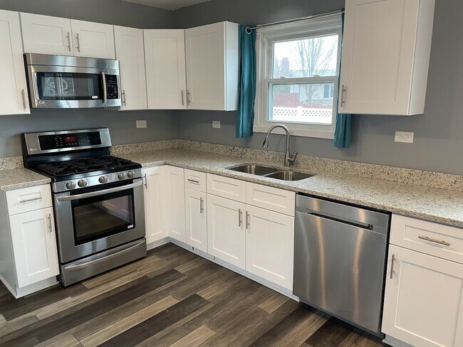 Building Photo - 706 Ferret Crossing