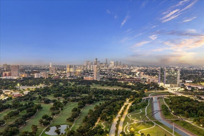 Building Photo - 2001 Holcombe Blvd