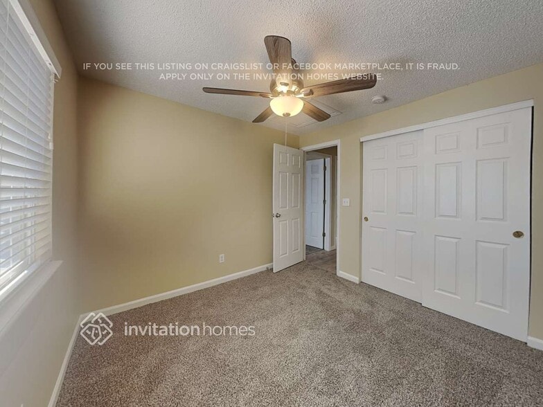 Building Photo - 2455 Wolf Creek Dr