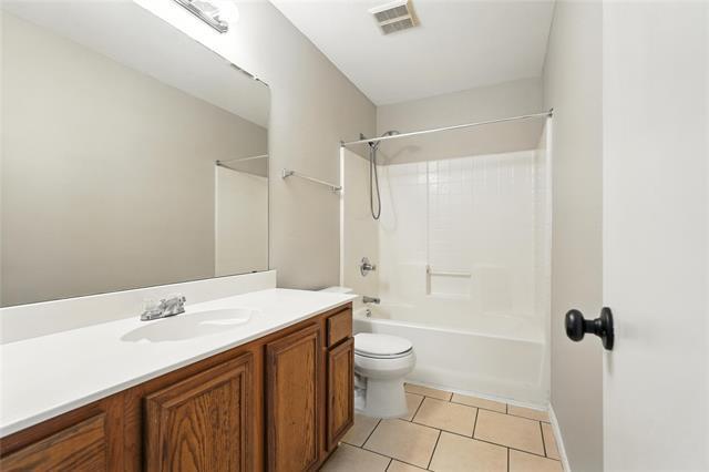 Building Photo - 1516 Marti Dr